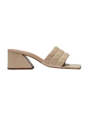 CARBON38 X VICENZA
Odessa Block Heel Slides